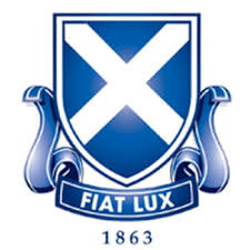 St Andrews School crest