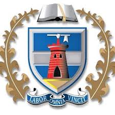 Tom Naude crest
