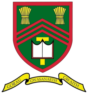Ysgol Llanhari crest